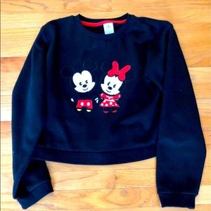 Tsum Tsum Minnie and Mickey crop sweater
